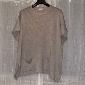 Linda Lundström acrylic blend top